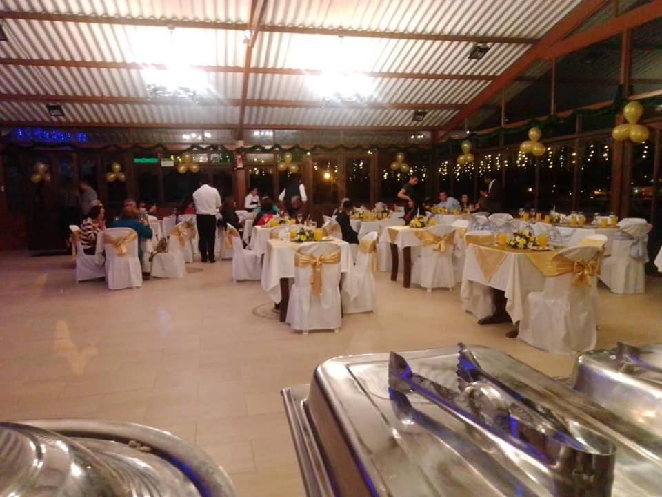 Hotel Cabanas San Cayetano Paipa Exterior photo